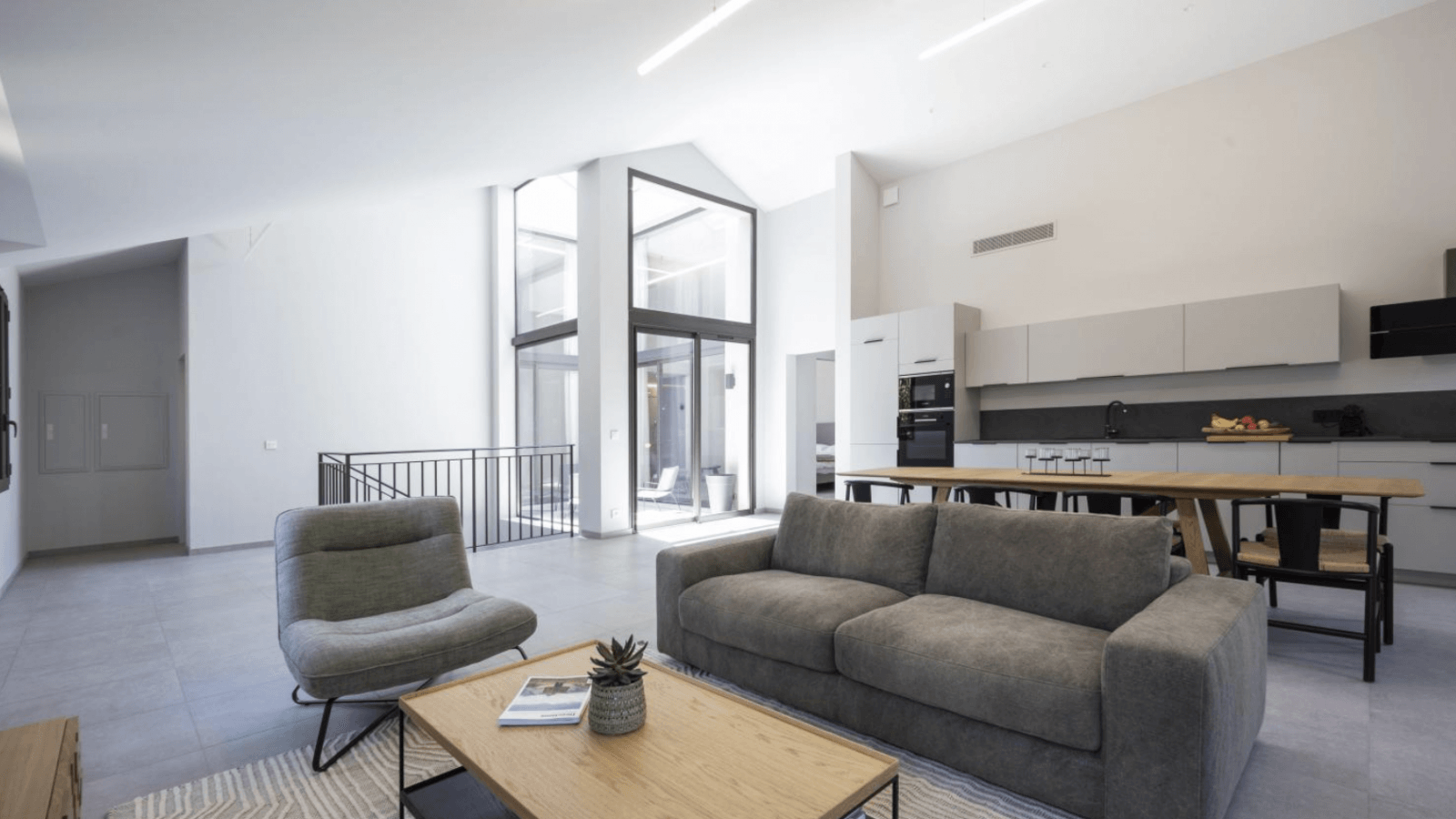 An apartment close to the Place des Lices